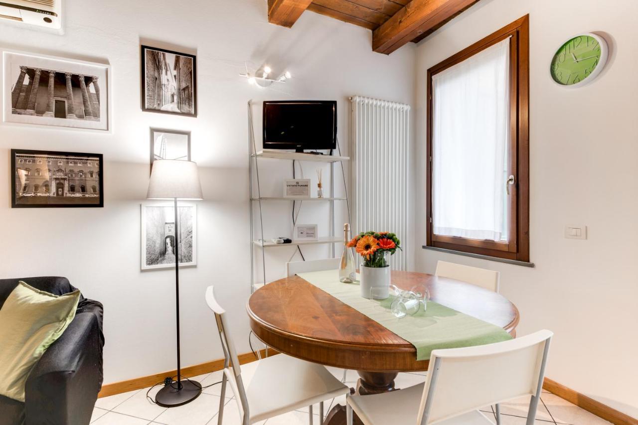 Romagnabnb Studio Mazzini Apartman Forlì Kültér fotó