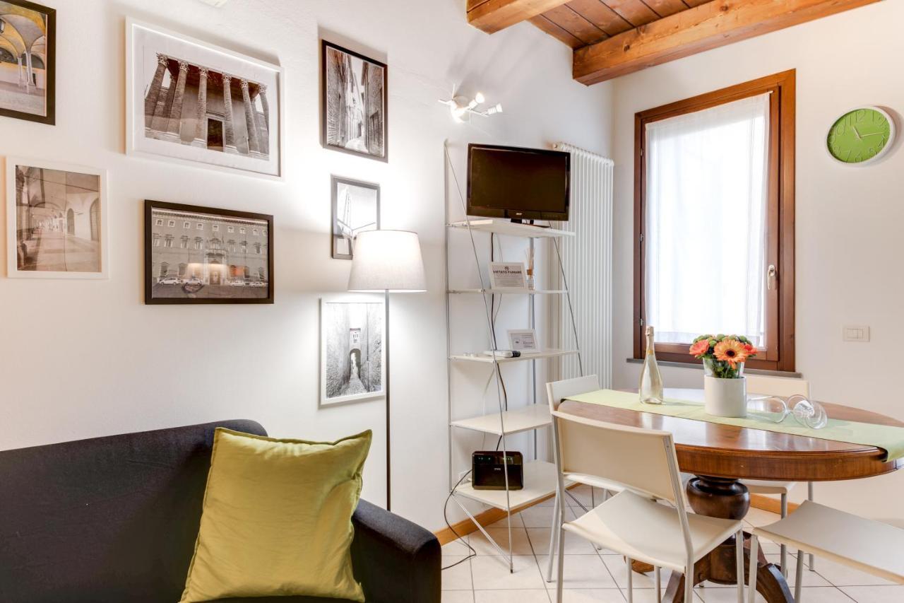 Romagnabnb Studio Mazzini Apartman Forlì Kültér fotó